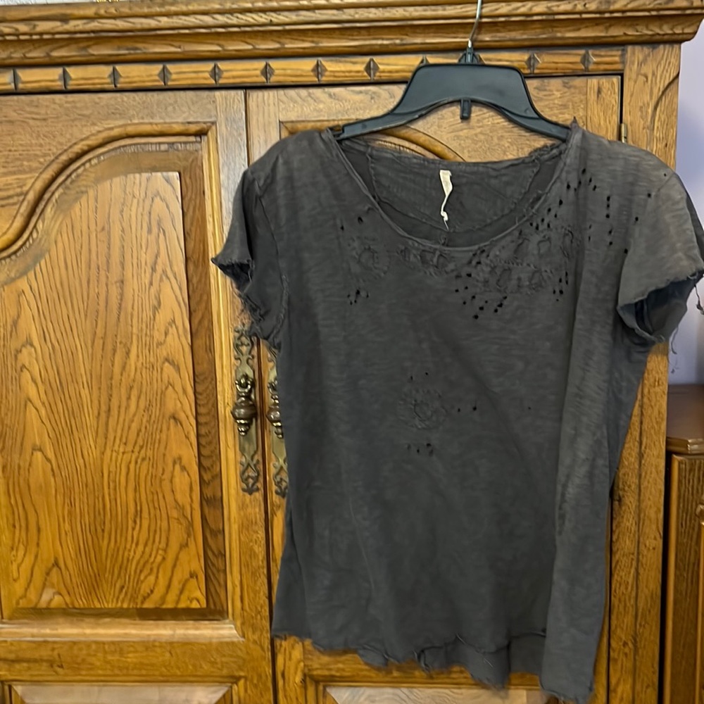 Vintage Magnolia Pearl Washed Out Tee